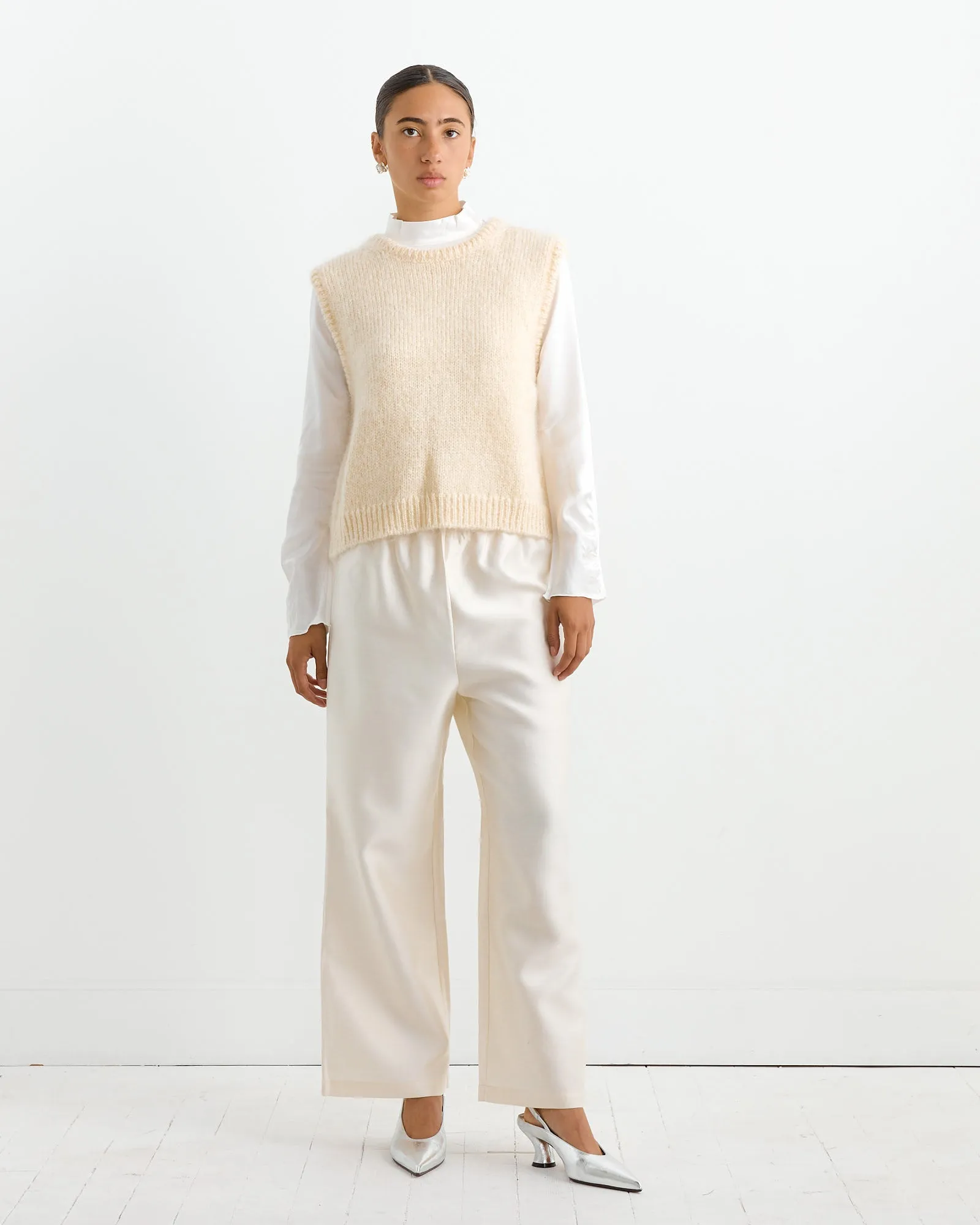 Billy Vest in Ivory