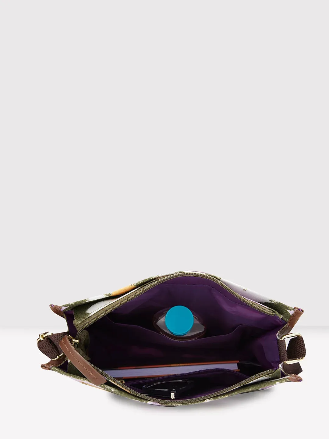 Caprese Enora Sling Medium Olive