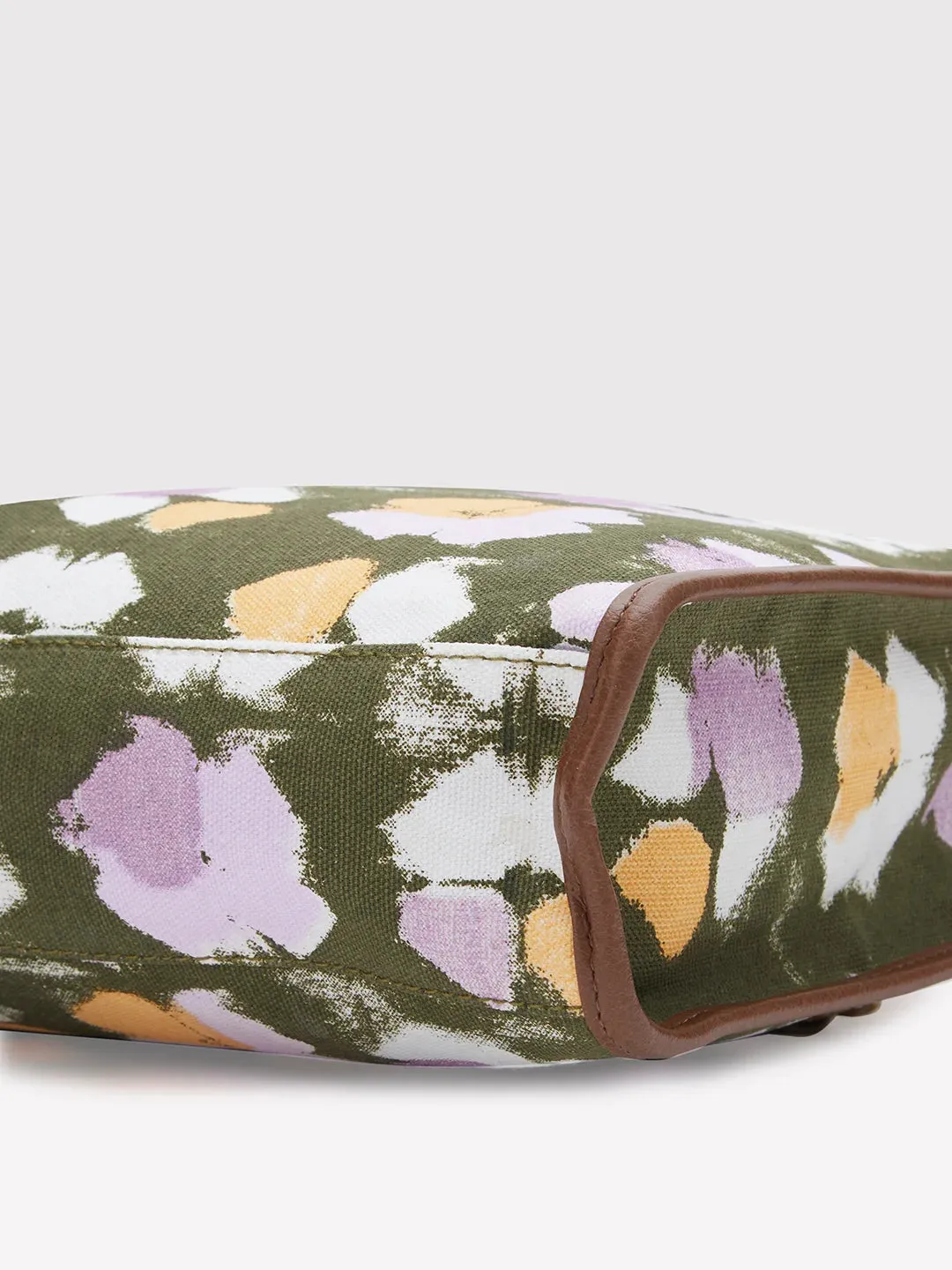 Caprese Enora Sling Medium Olive