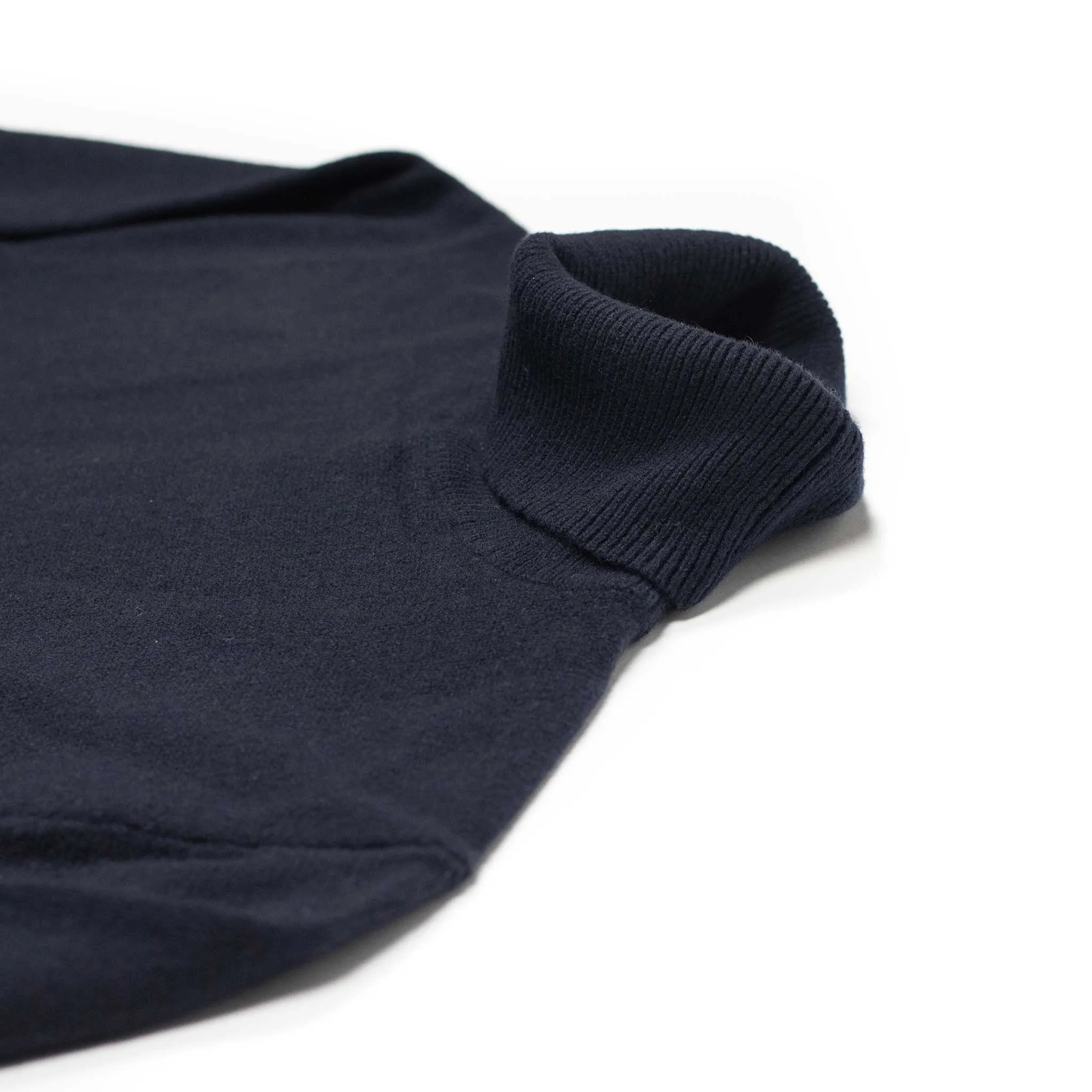 Fine gauge turtleneck sweater in navy wool