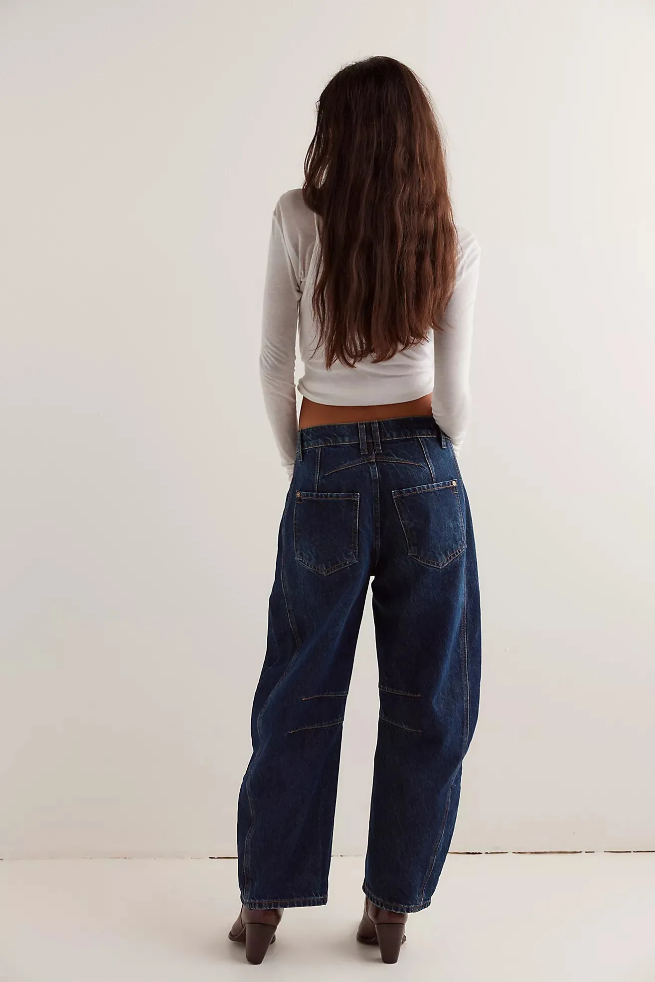 Good Luck Mid Rise Barrel Jean-Deep End