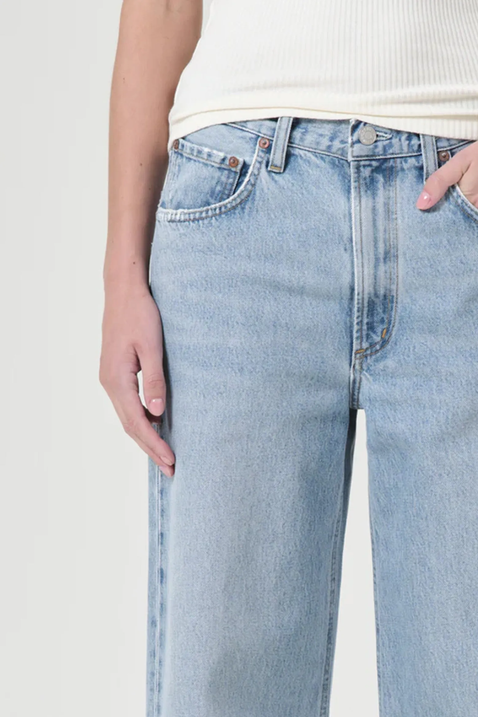LOW CURVE JEAN