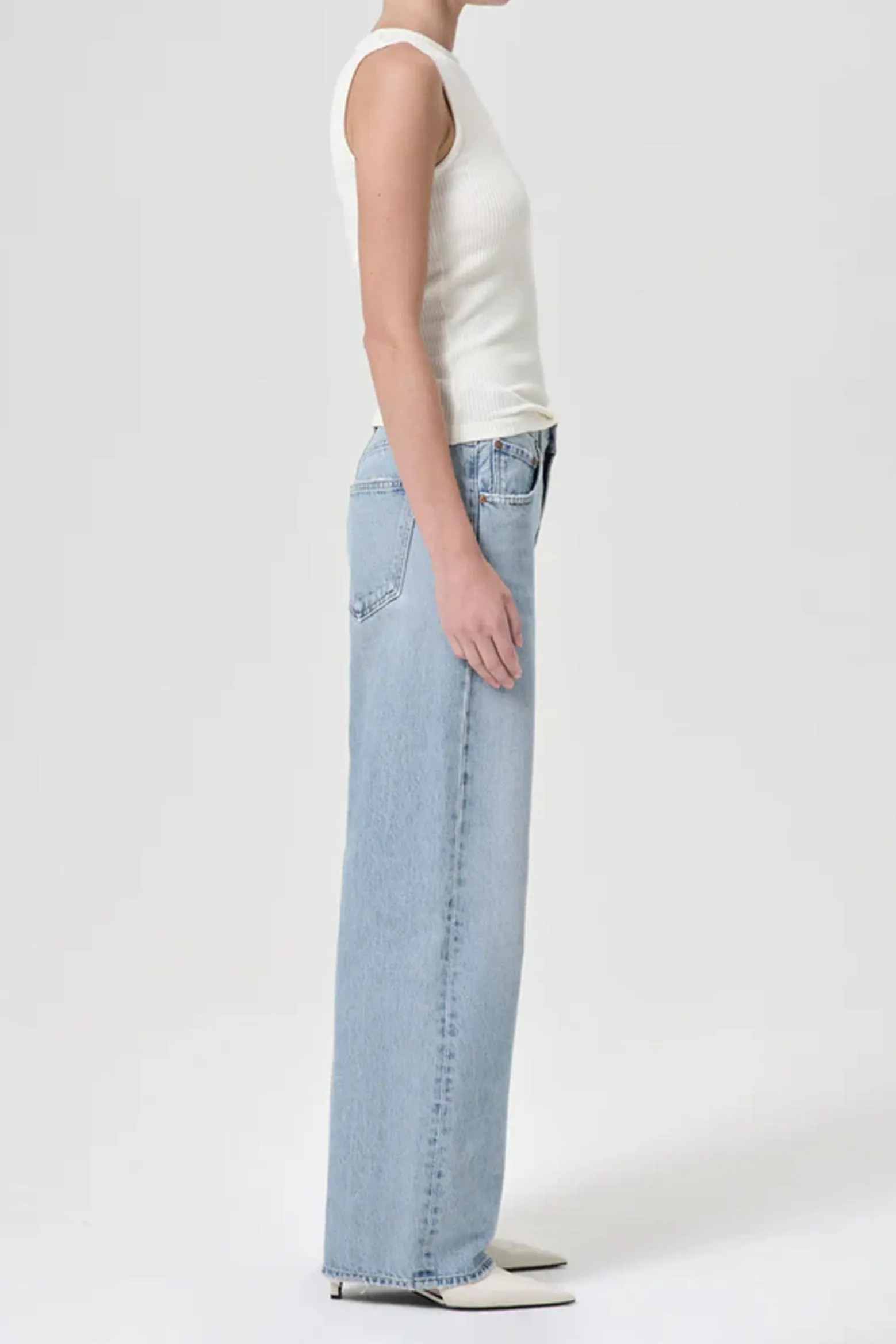 LOW CURVE JEAN
