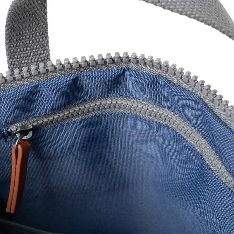 Roka Backpack Finchley A Sustainable Small Burnt Blue